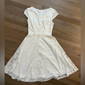 Retro a line vneck white lace dress